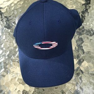 Oakley flexfit hat